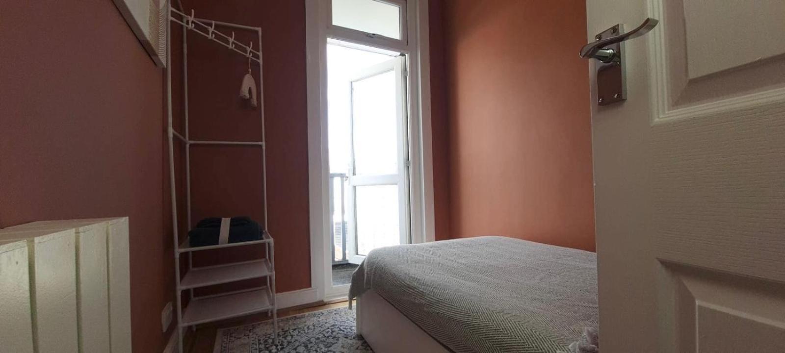 Westcliff-On-Sea Modern 2 Bedroom Apartment - Free Parking Southend-on-Sea Exteriér fotografie